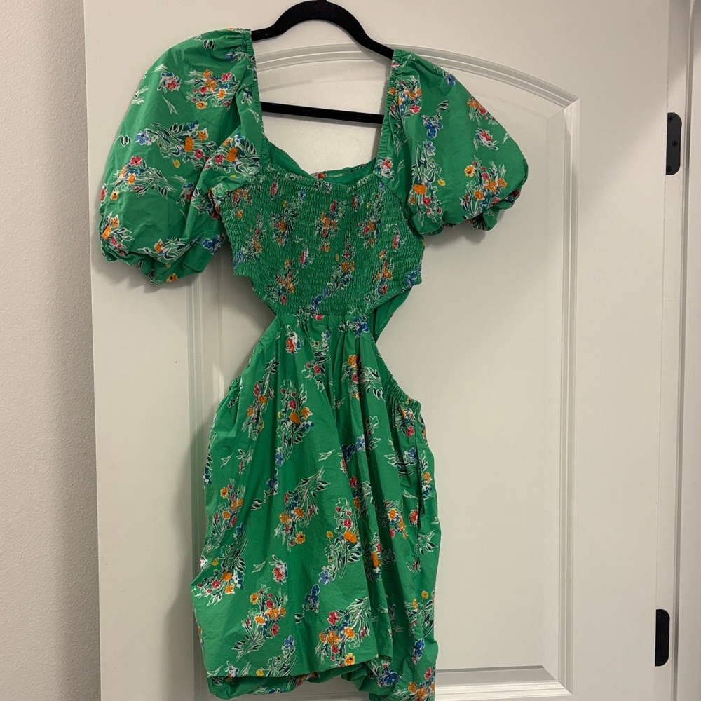 A New Day Green Floral Bubble Dress cutouts